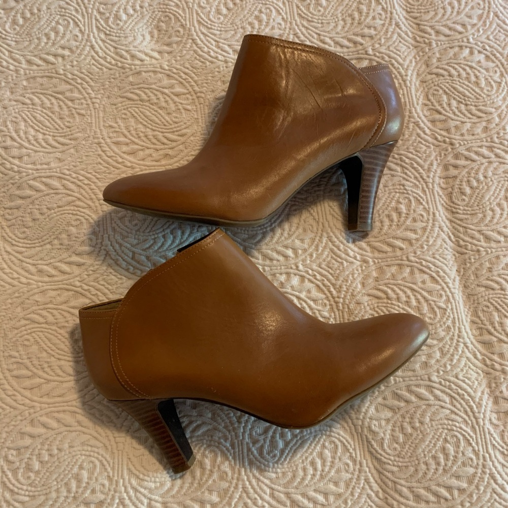 Banana republic leather booties